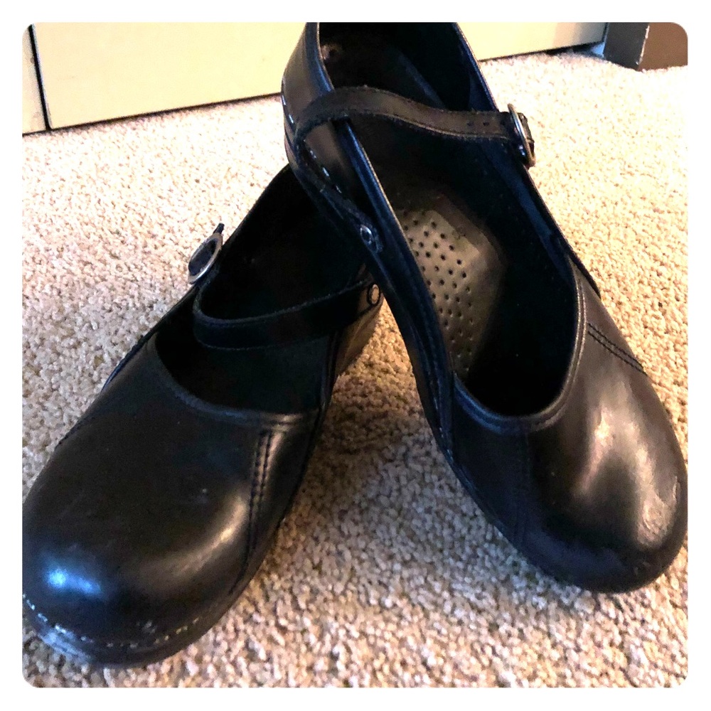 Dansko, Mary Jane clogs, like-new